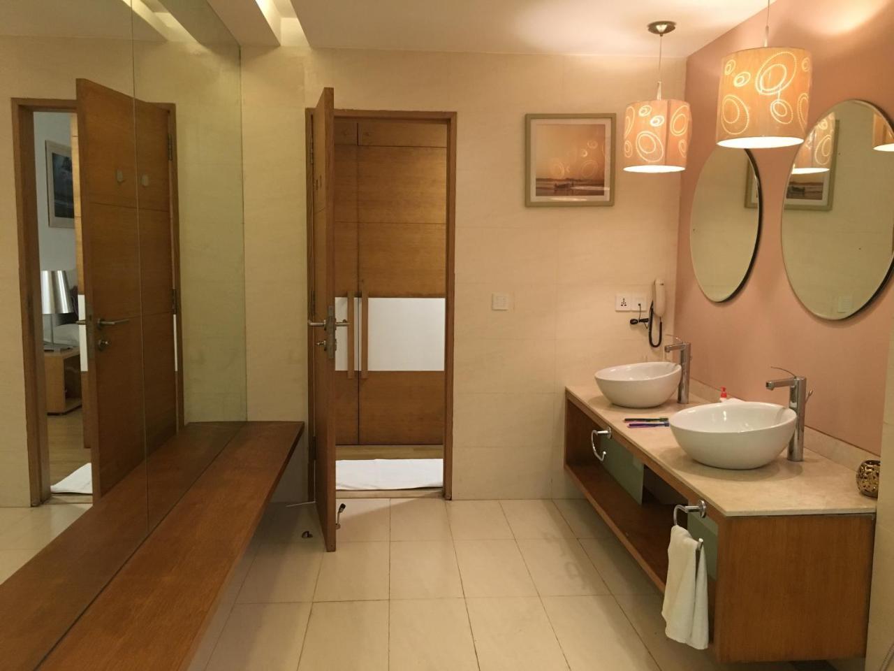 Infiniti Bay Private Pool Villa Даболим Екстериор снимка